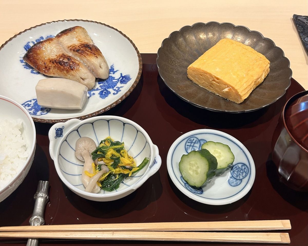 早餐（僅限週末：週五、週六、週日及公眾假期，10:00開始）