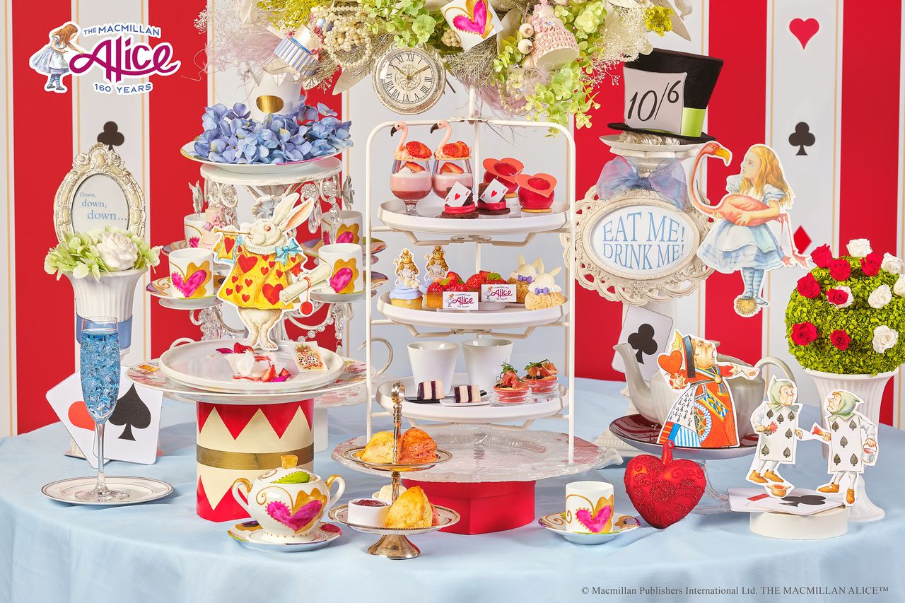 平日 『アリスのストロベリーアフタヌーンティー』 ～不思議の国のアリス”の甘いお茶会へ誘う～  ※マリアージュフレール1杯