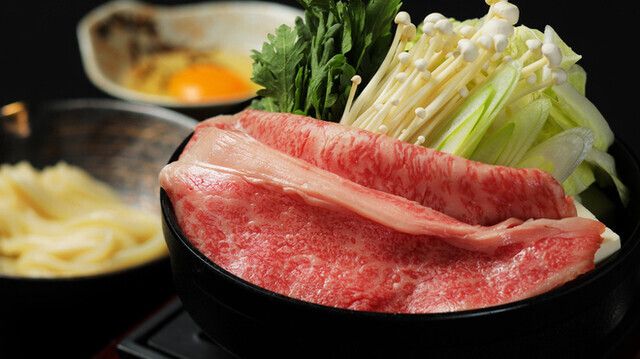 Lunch only! Kobe beef sukiyaki set!