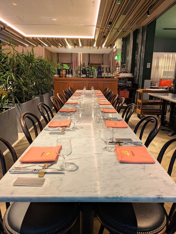 【パーティープラン】前菜盛り合わせ・パスタ・メインディッシュ＋ボトルワイン付