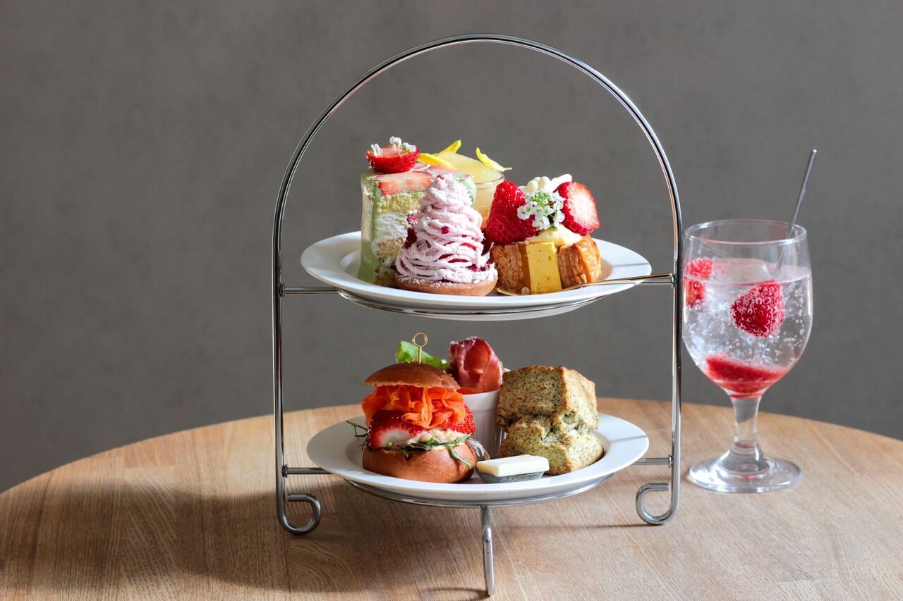 【13:30~16:00でお取り置き】苺のアフタヌーンティーセット