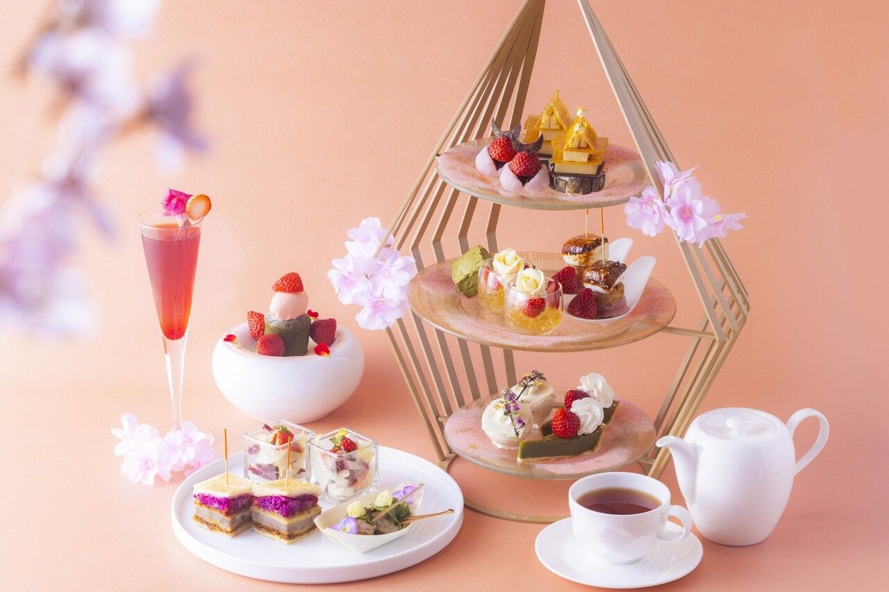 Strawberry and Japanese tea afternoon tea