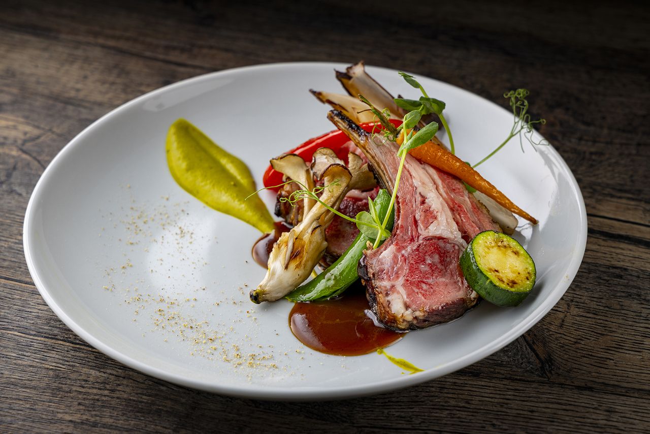 Dinner course (Australian lamb chops)