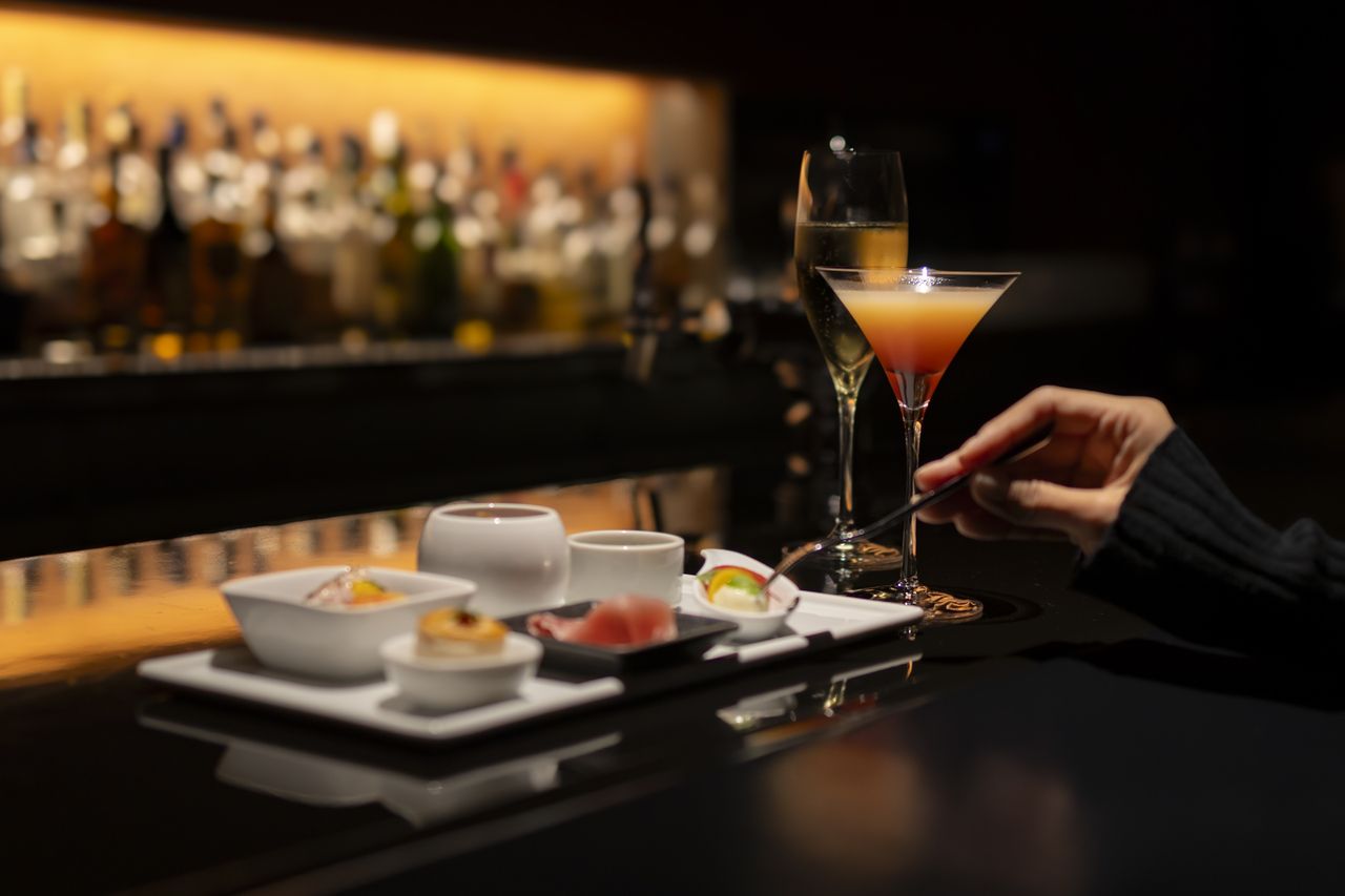 【Eau de Vie de Aperitivo】 Two Curated Drinks + Chef’s Appetizer Plate