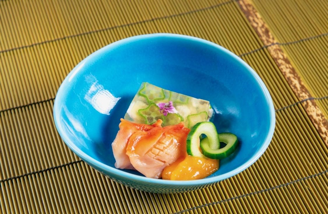 由副主廚坂井精心準備的特別懷石料理晚餐，僅限5月24日供應。