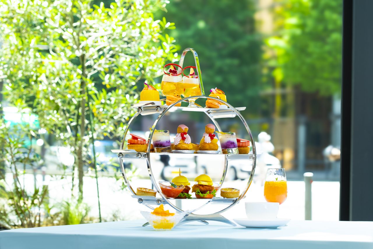 【Perayaan Ulang Tahun ke-6】 Hanya untuk pemesanan online: Afternoon Tea Buah-buahan Musim Panas hari kerja, diskon 10%