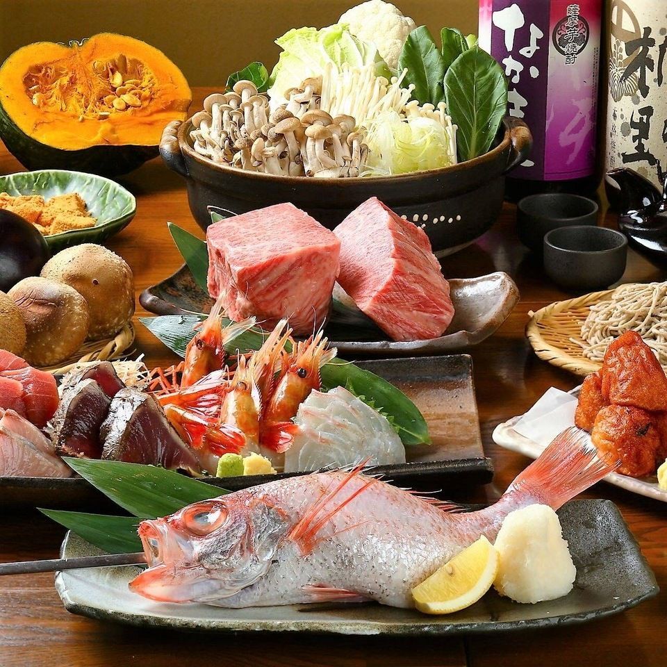 [Includes 2-hour all-you-can-drink] Course featuring charcoal-grilled Satsuma Kuroge Wagyu sirloin and grilled blowfish – 8 dishes in total, 9,000 yen. (Perfect for year-end parties, farewell/greeting events, and business entertainment! Private rooms also available!)