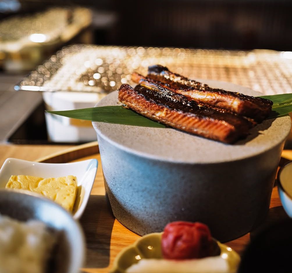 Limited | Black Conger Eel Set