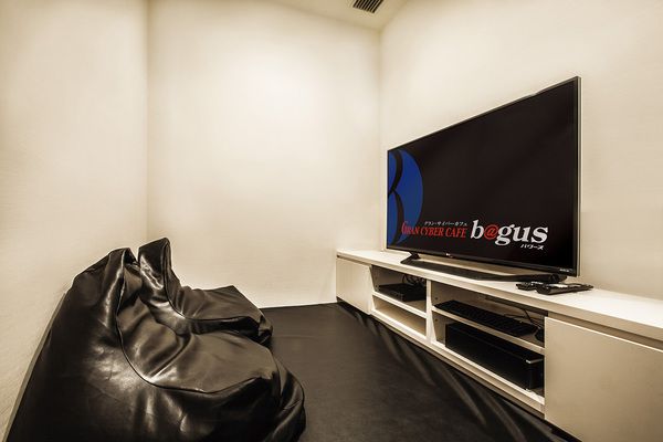 鍵付個室(シアター)