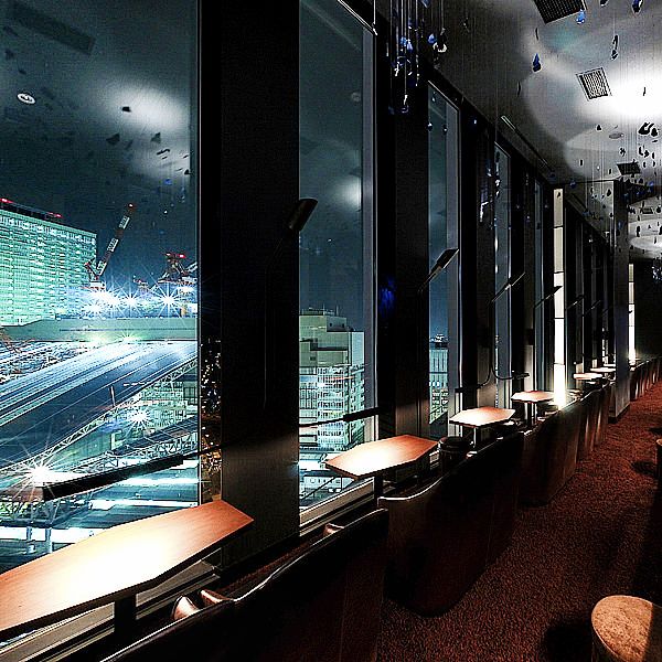 窓際ペアシート