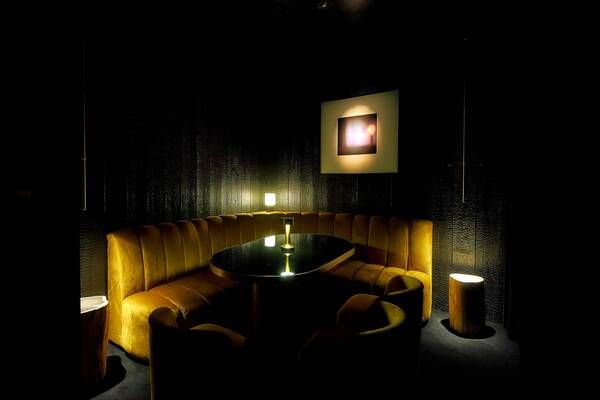 Pvt.room Gold