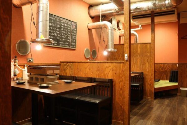 Table seats