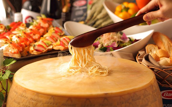 Restaurant & Bar NEW YORK CAFE