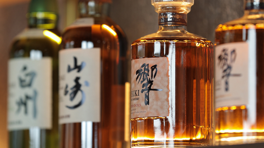 Whisky Bottle Bar DEN SANNOMIYA