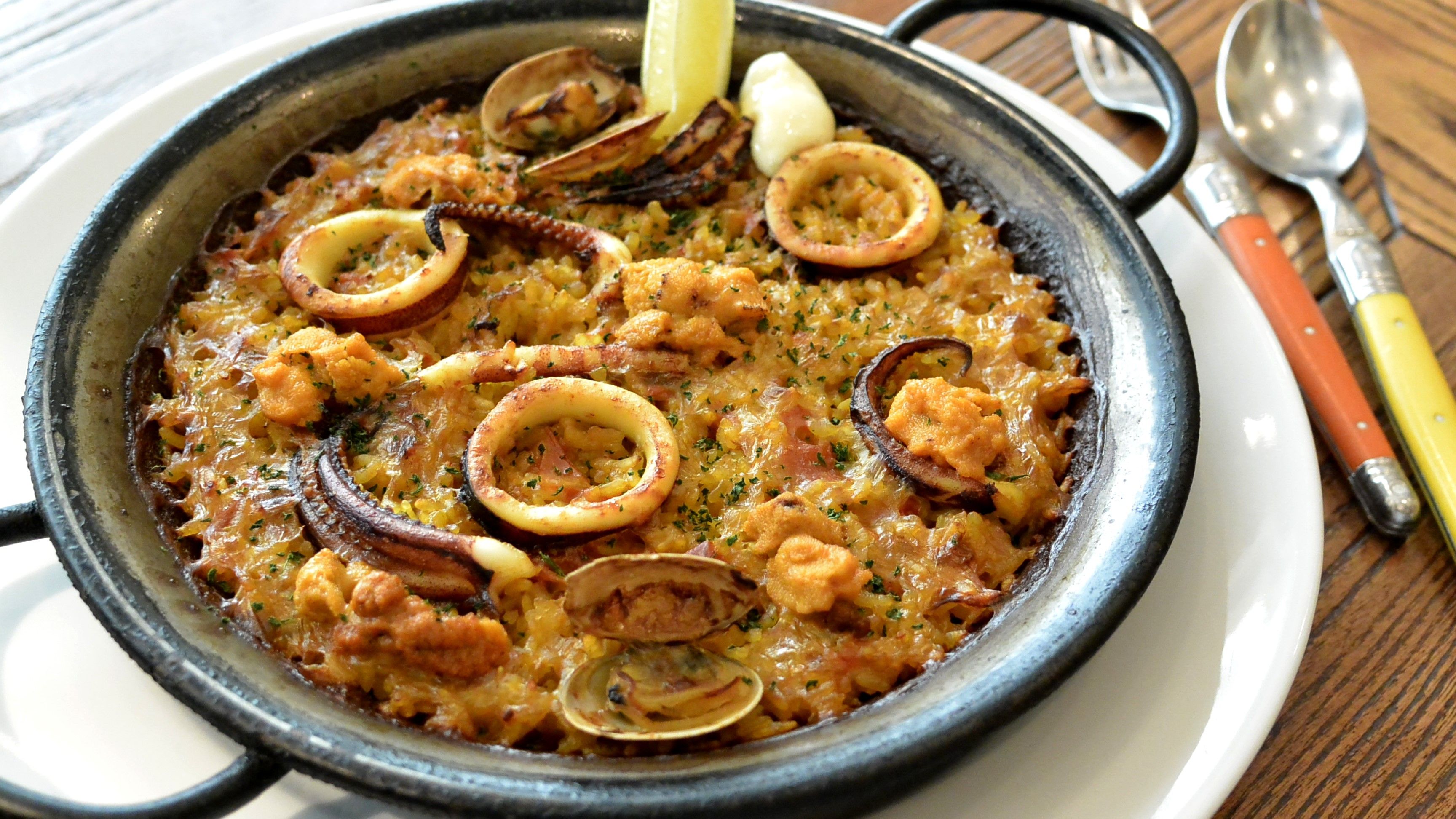 LA BODEGA 名古屋栄店