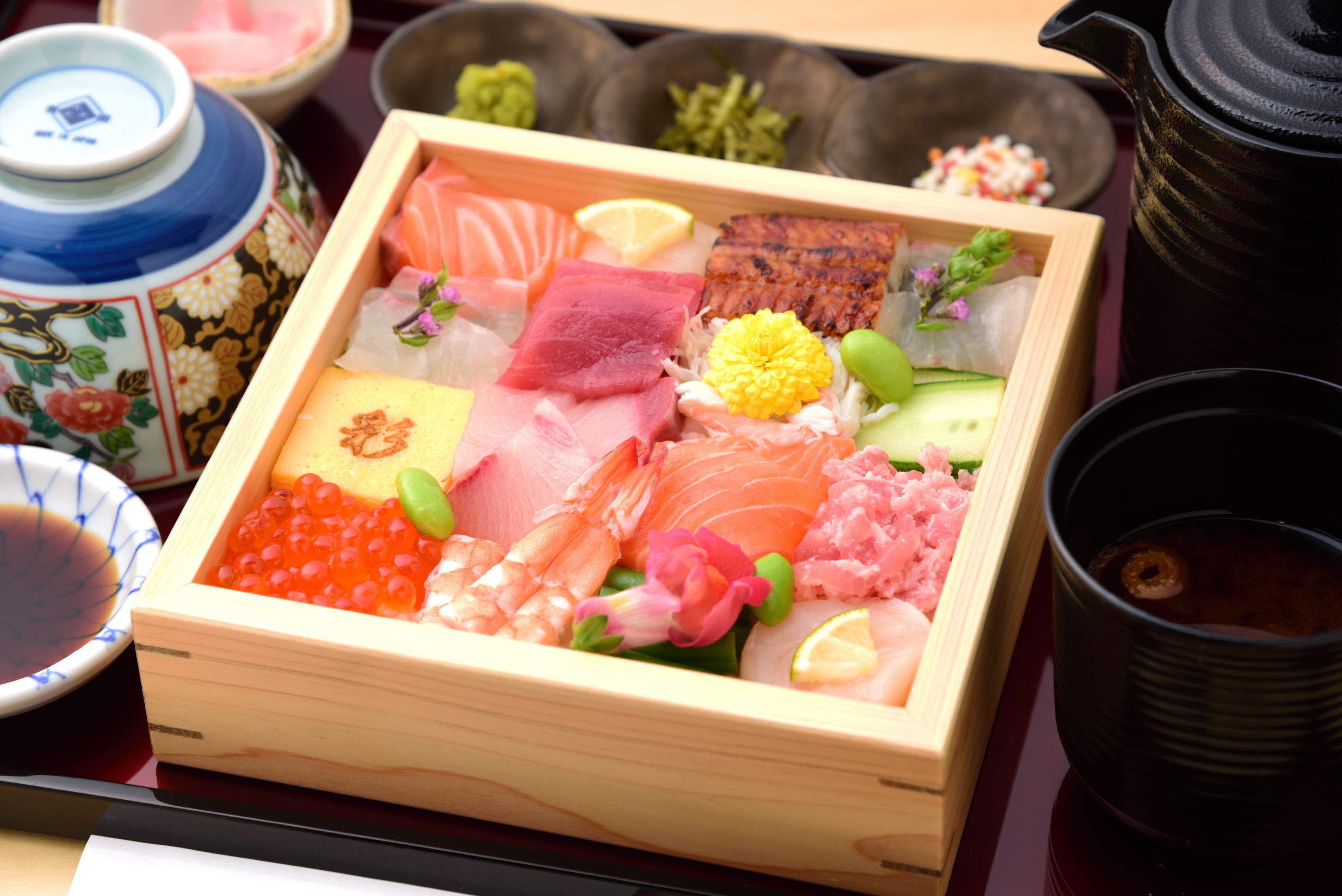 Hako no Sushi Iroakari