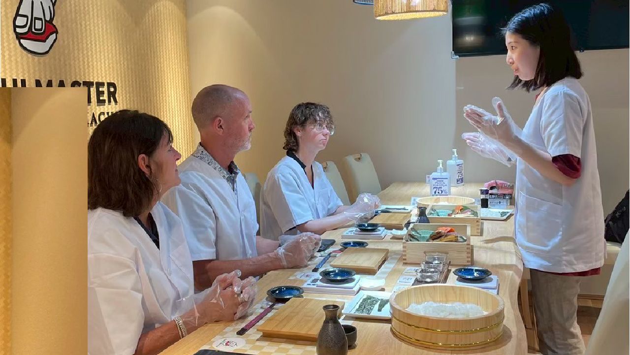 Sushi Master Kyoto Kawaramachi