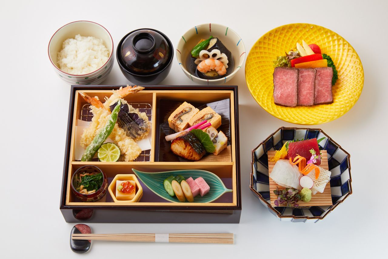 【昼】旬花御膳　4,400円