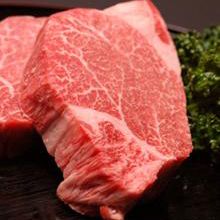 BMS No.12 A5 brand Japanese black beef Tenderowin steak 200g course