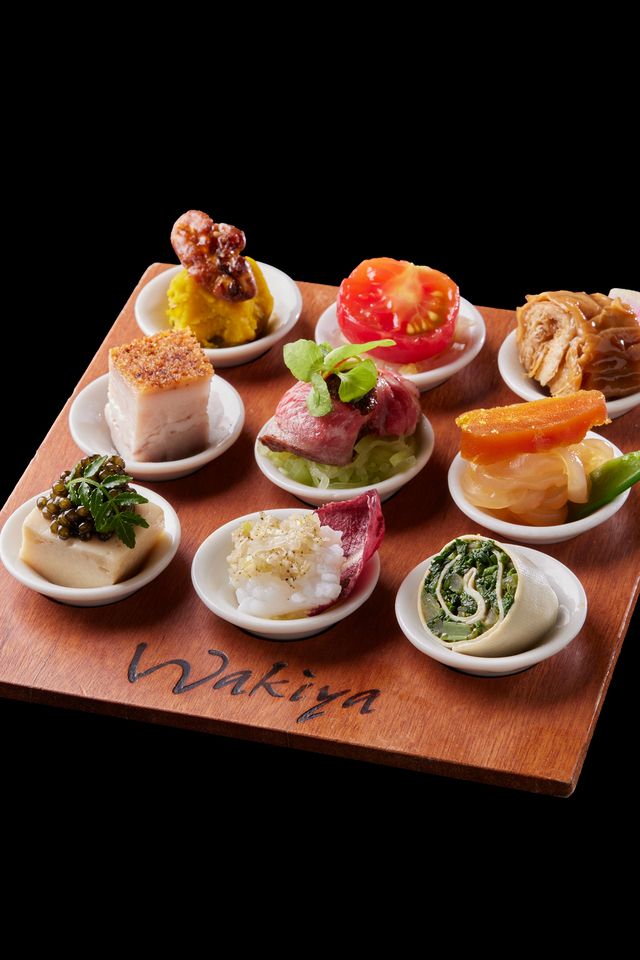 Wakiya一笑美茶樓 Lunch Course ¥12,000 スパークリングワイン1杯付き（ネット予約限定）