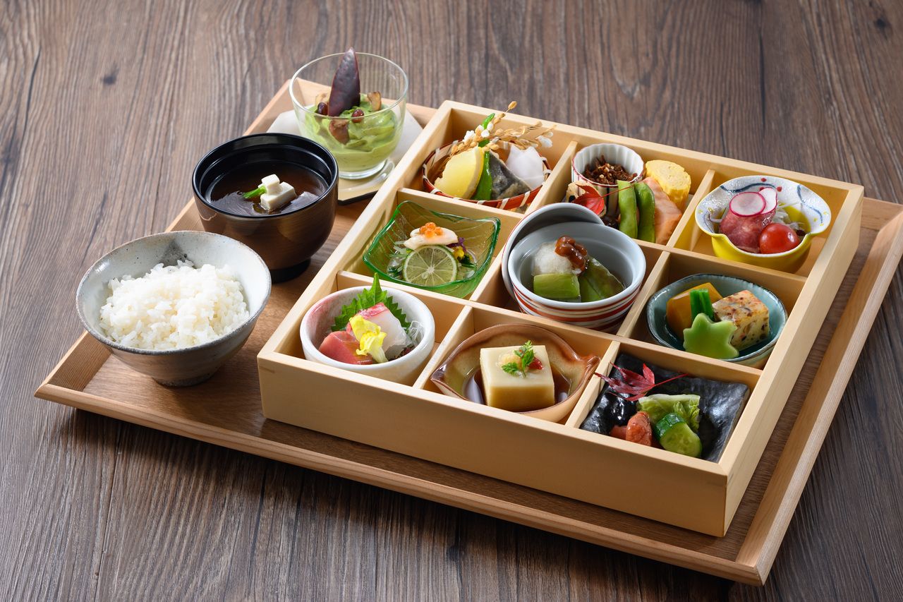 【순채 교선】9개의 작은 화분에 여러 가지 색의 재료가 가득! 여러가지 맛을 즐기고 싶은 분에게 추천!