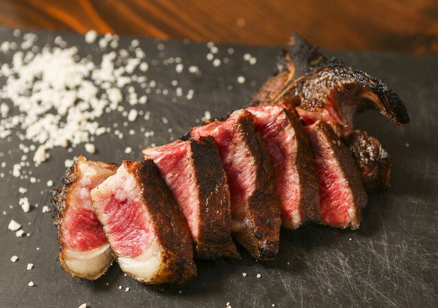 牛タン、骨付き肉コース