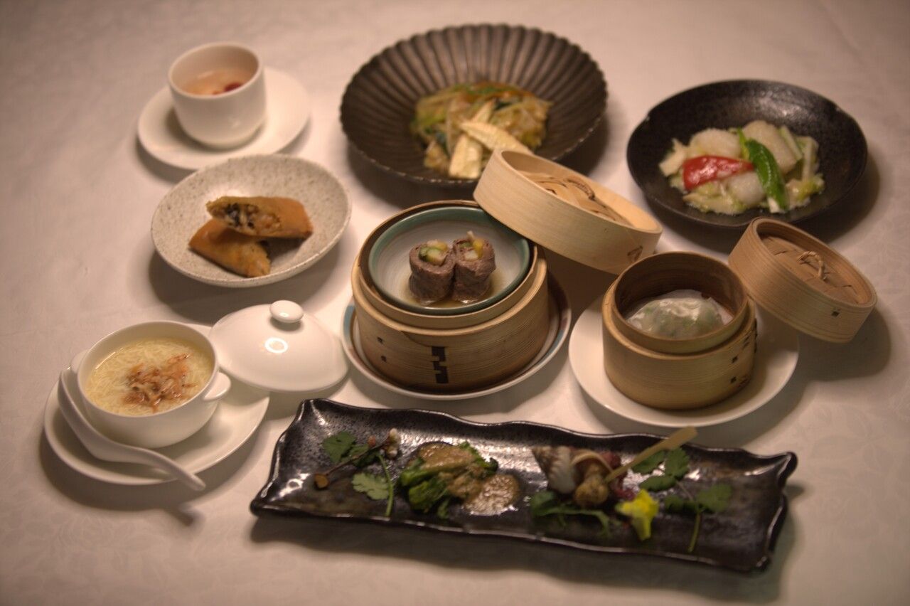 当店一番人気！【特別ランチコース】ー春霞　はるかすみ　全7品　旬のお料理を少量づつ、多彩な品数をお楽しみいただけます。お一人様より承ります。