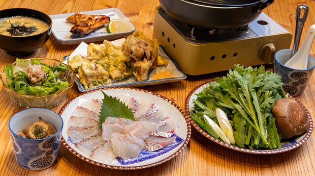 仅季节性 omakase 套餐（含税）5,500 日元