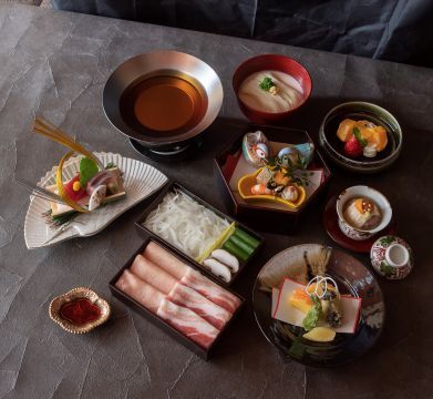 【鹿児島黒豚】お祝い・顔合わせ会席７品　