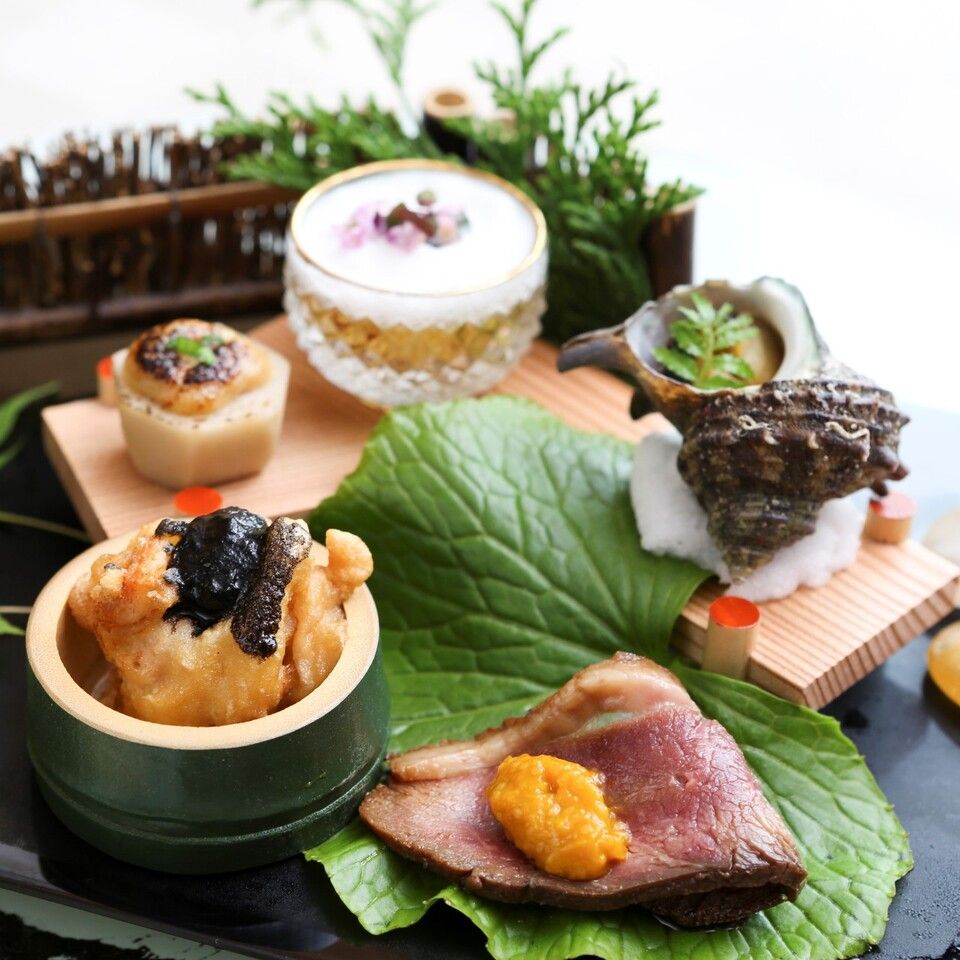 [Weekdays only] Hyakka Ryoran  [EN-CN]