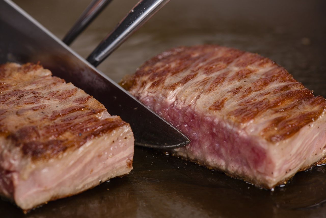 【仅限午餐】A5黑毛和牛瘦肉午餐牛排套餐*90分钟座位限制