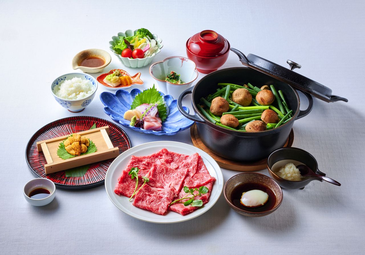 [Most popular! Awaji beef, mountain and sea tomato sukiyaki course supervised by chef Haruyuki Yamashita]