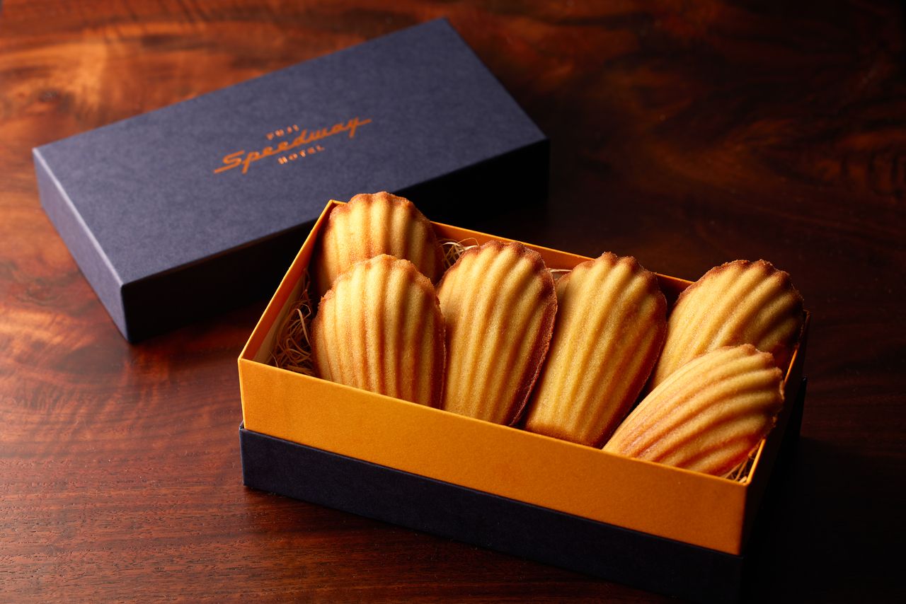 Maple Madeleine "Pont de Pierre" 6 pieces