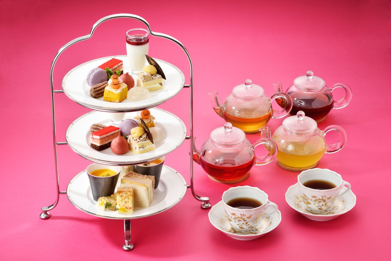 アフタヌーンティーセット+スパークリングワイン付