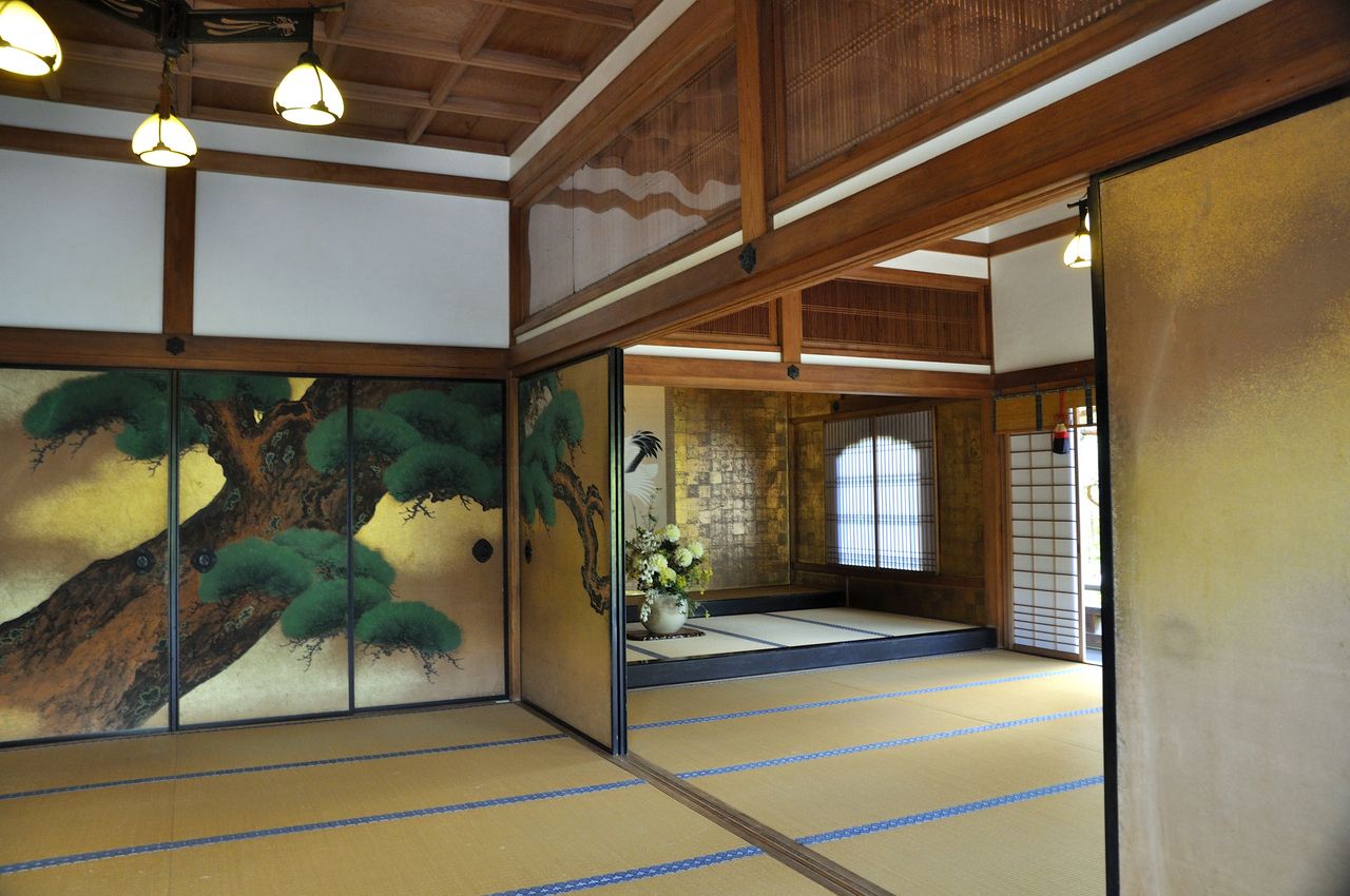 [Special lunch to enjoy spring] Official visit + tour of "Shobikan" by a Shinto priest included