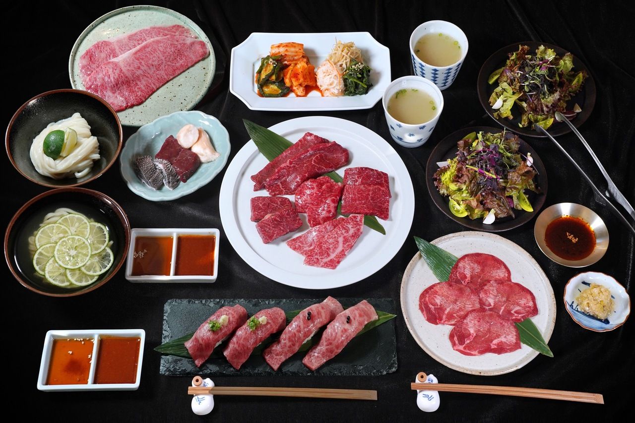 Yakiniku Chosuke Special Course (7,260 yen)