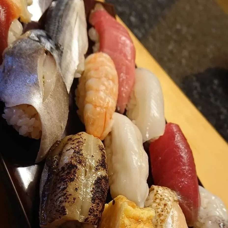 Lunch special (Saturdays and Sundays only)