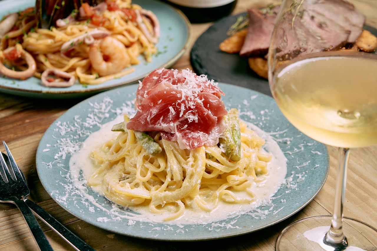 Light Party Plan (for 8 guests or more)