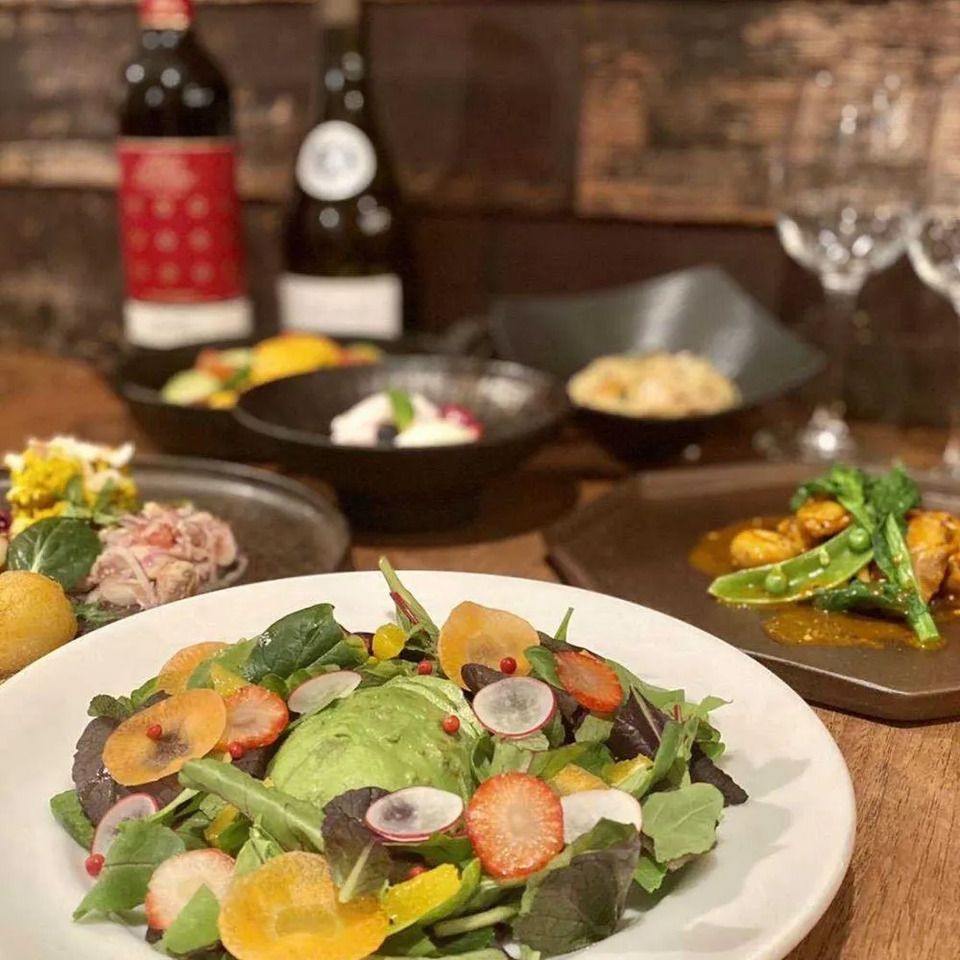 新年会におすすめ★サラダやパスタなど全6皿+スパークリング・生ビール含む3時間飲み放題