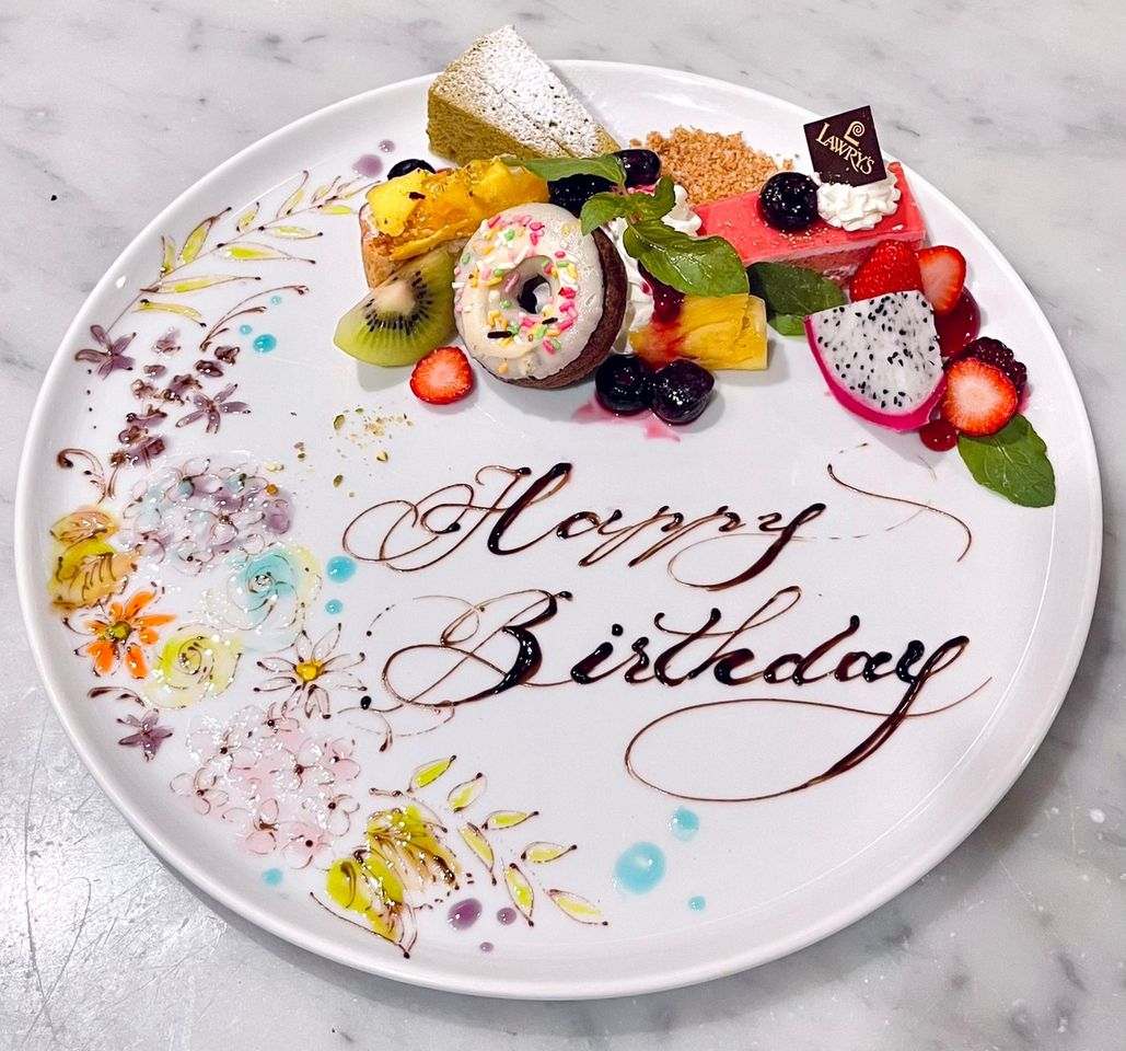 【記念日・特別な日に】～花束＆メッセージプレート付きアニバーサリーコース～