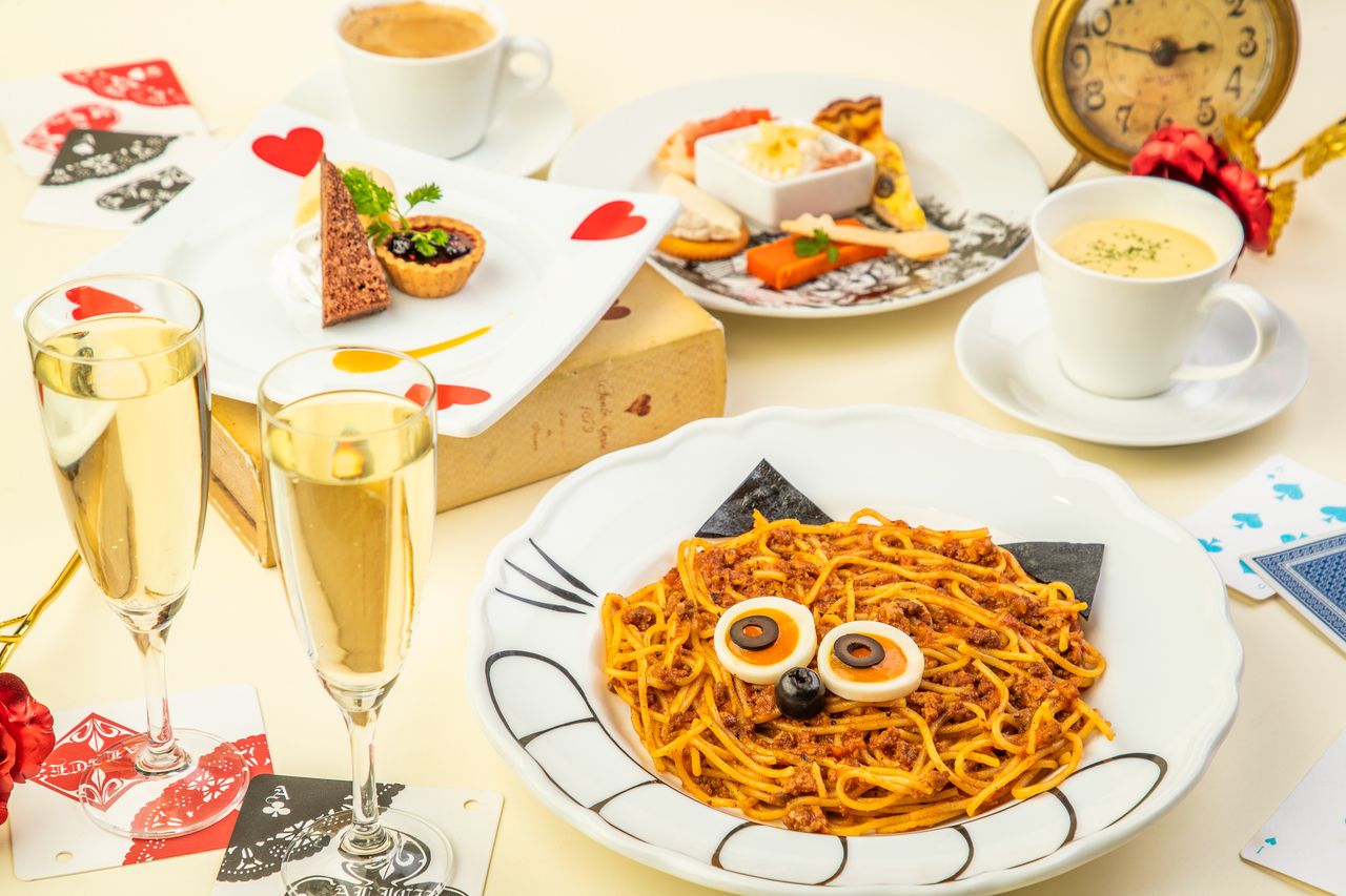 【ご宴会・女子会デートなどに】飲み放題★古城の国の晩餐会　2時間飲み放題