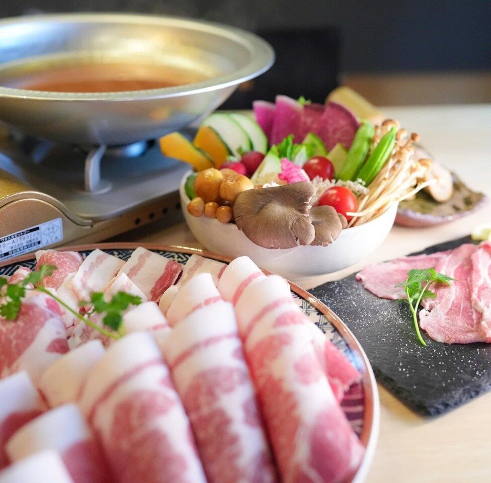 Agu Pork and Baaku Pork Shabu-shabu Comparison Course
