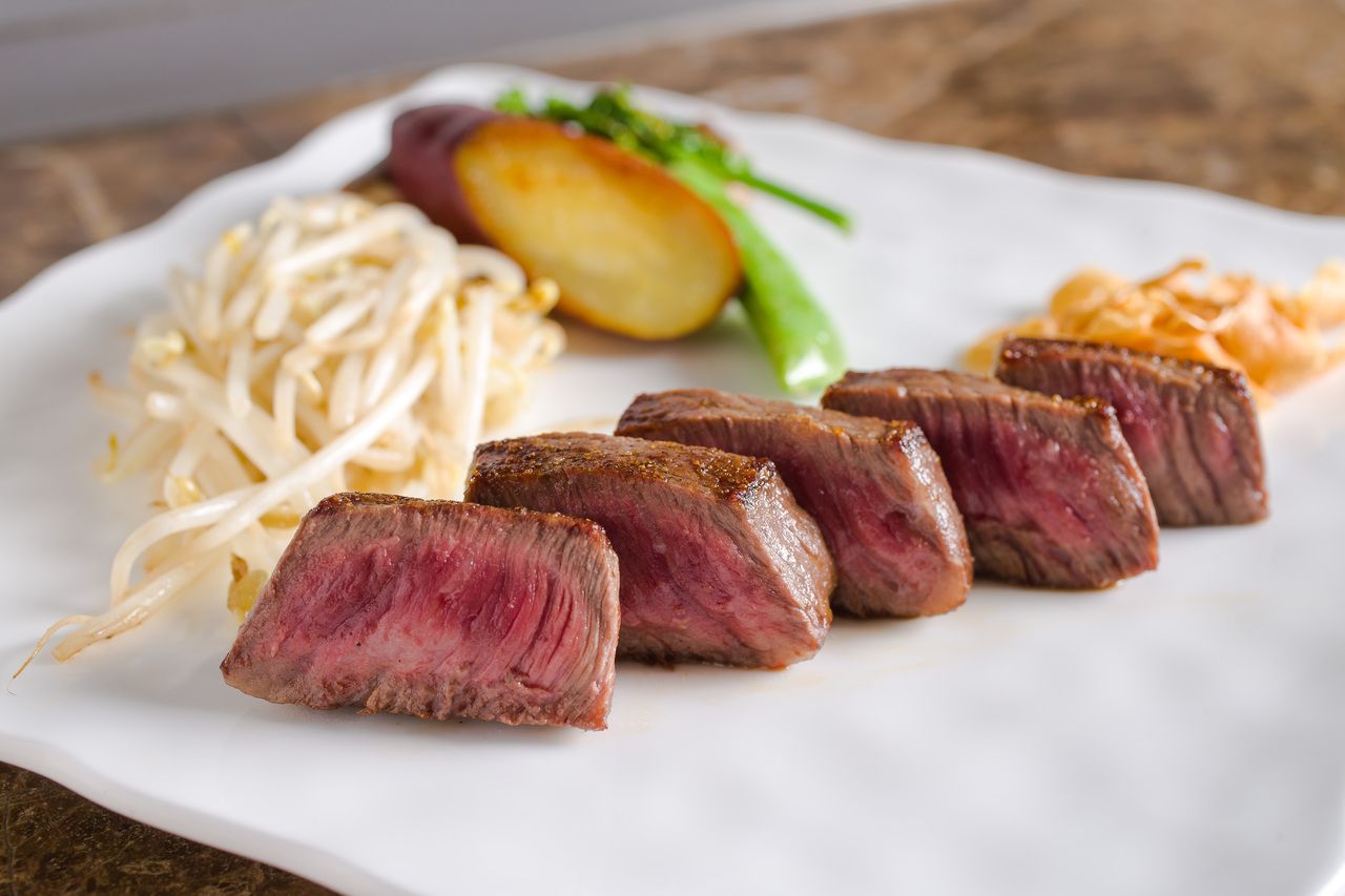 Carefully Selected Steak Course [Japanese Black Beef] Fillet 150g