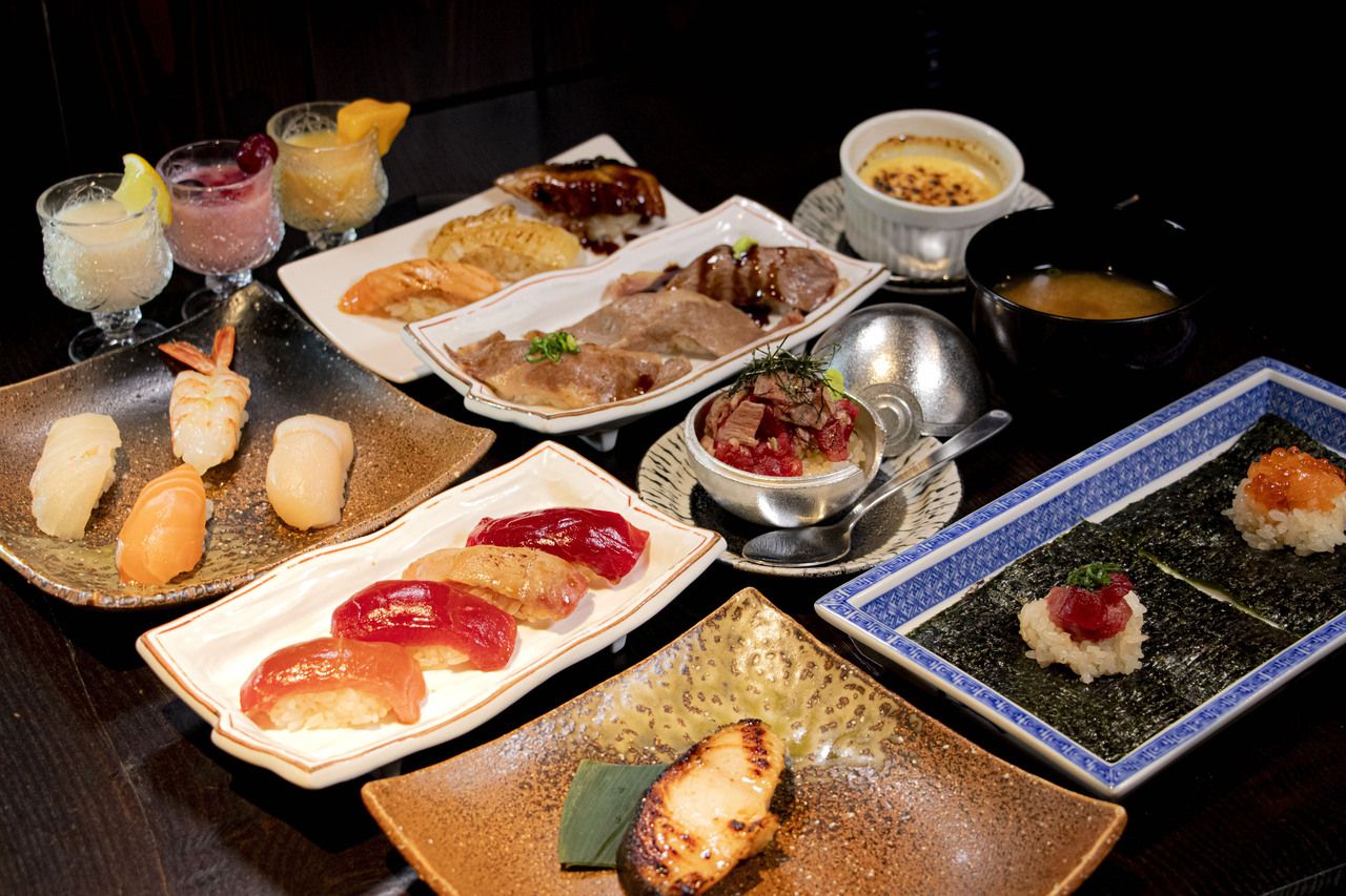 [4 Kinds of Yamayuki Bluefin Tuna, 3 Seared Nigiri & Kuroge Wagyu] OMAKASE Course - 22 Dishes