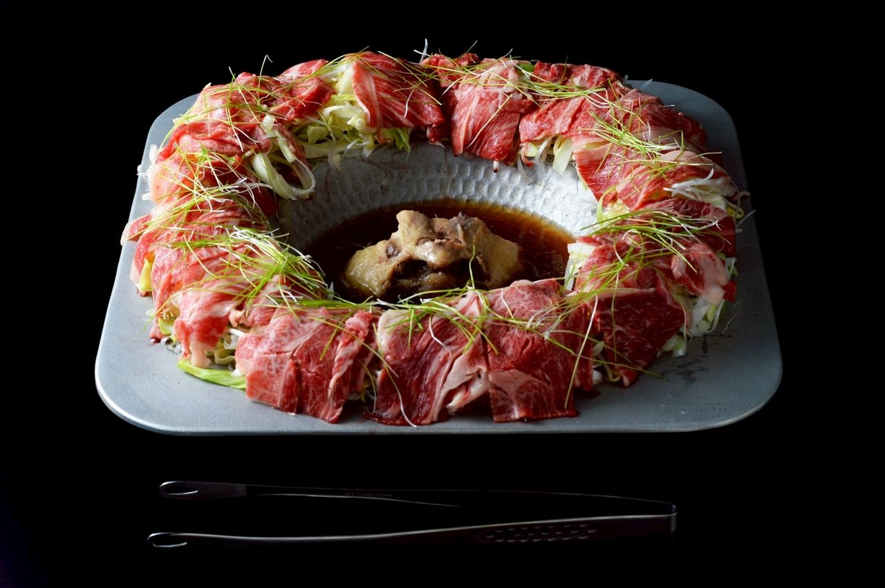 特色菜：和牛和羊肉拼盤