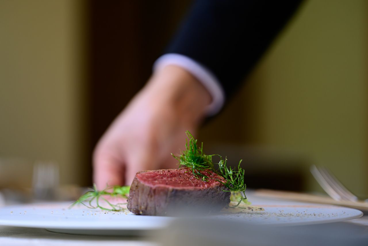 【D】 Dinner Course