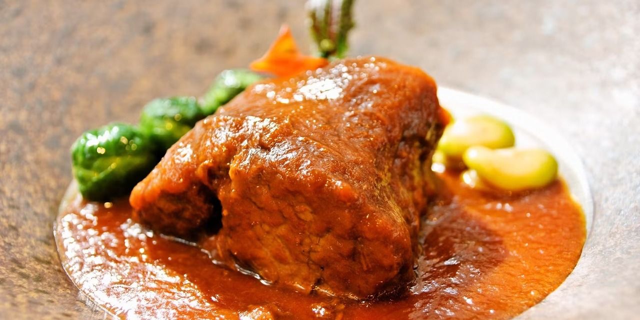 【派对套餐】共6道菜，包括可选择的主菜