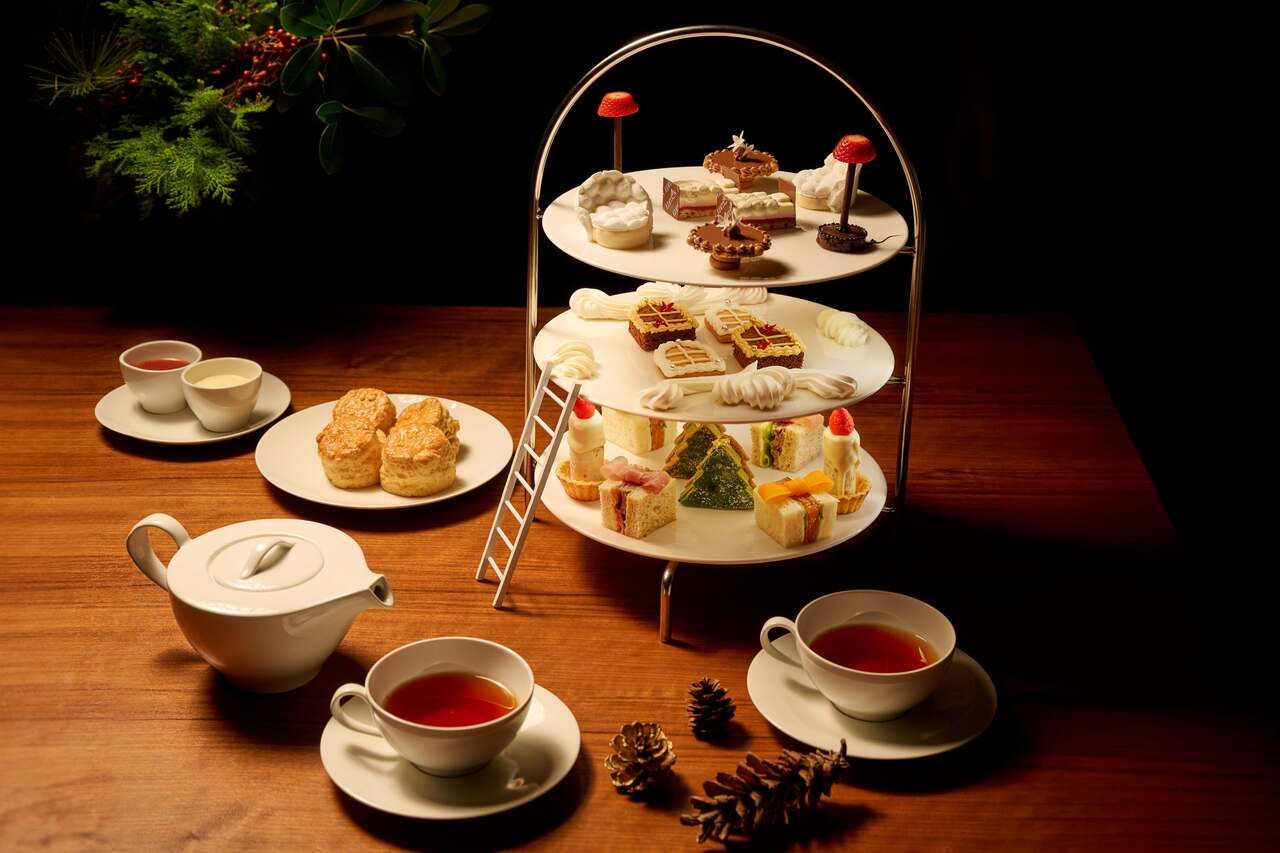 【Weekends and Holidays】 Dreaｍlight Hotel Afternoon Tea Table Seats 