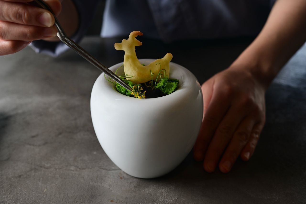 Sunday, Monday and Tuesday only lunch course