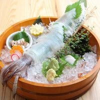 8,000 yen (Banquet) Excellent squid sashimi and seafood dishes, with 2 hours of premium all-you-can-drink sake with 30 varieties